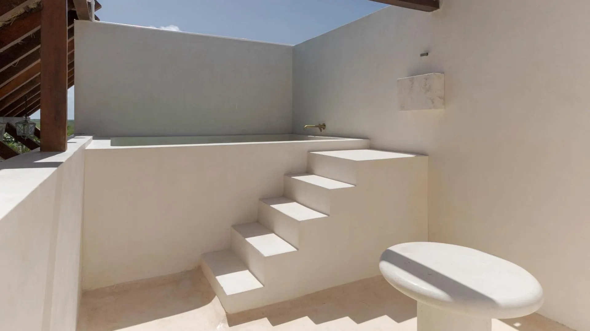 Suites Panamera Τουλούμ